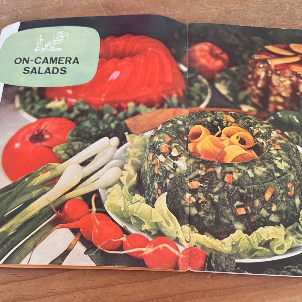 On-Camera Recipes Cookbook - Picture 5 of 8
